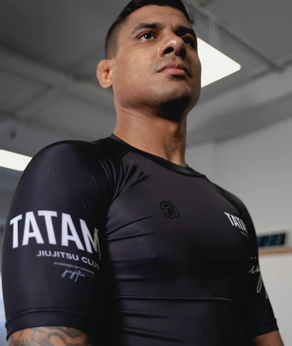 TATAMI JJ CLUB SHORT SLEEVE RASH GUARD